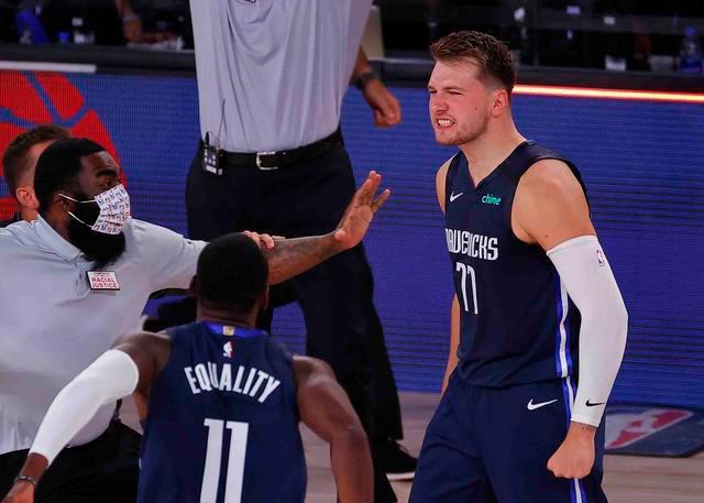  东契奇三双比肩乔丹，独行侠力克凯尔特人  