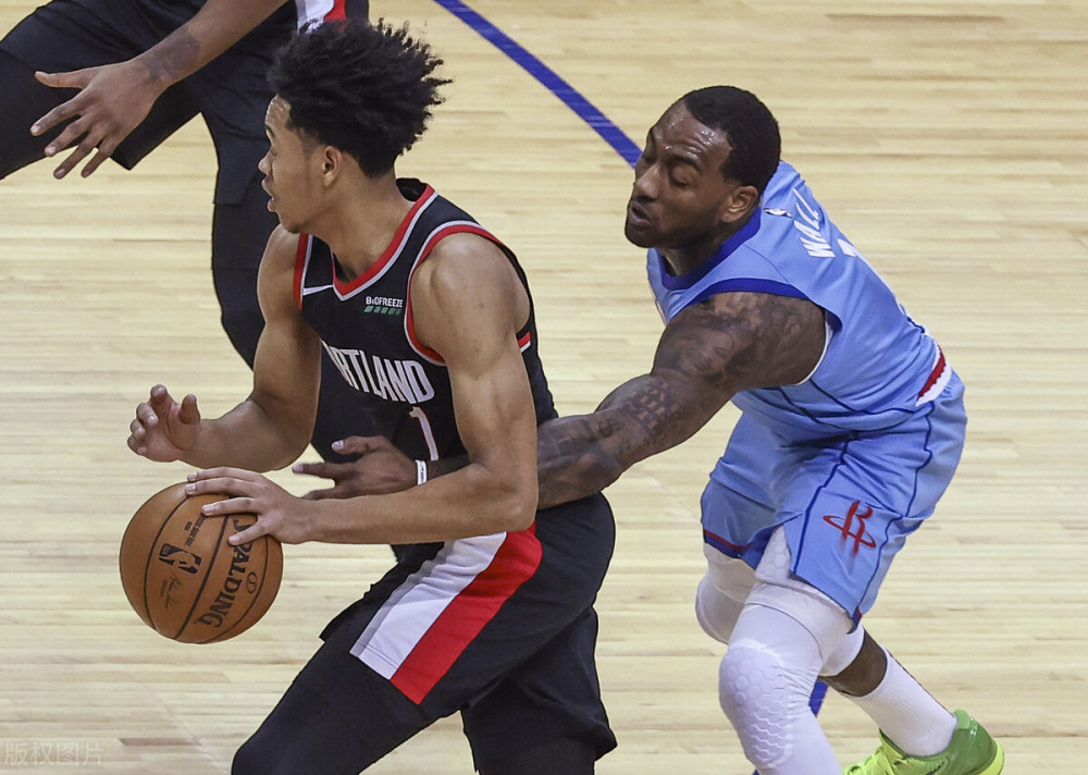  萨博尼斯三双国王大胜开拓者终结对手三连胜势头